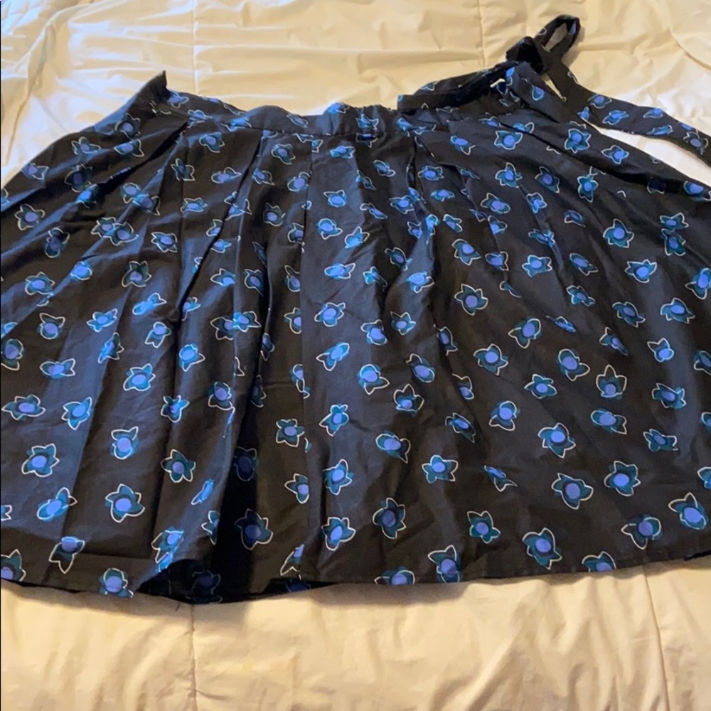 ELOQUII flowered skirt.